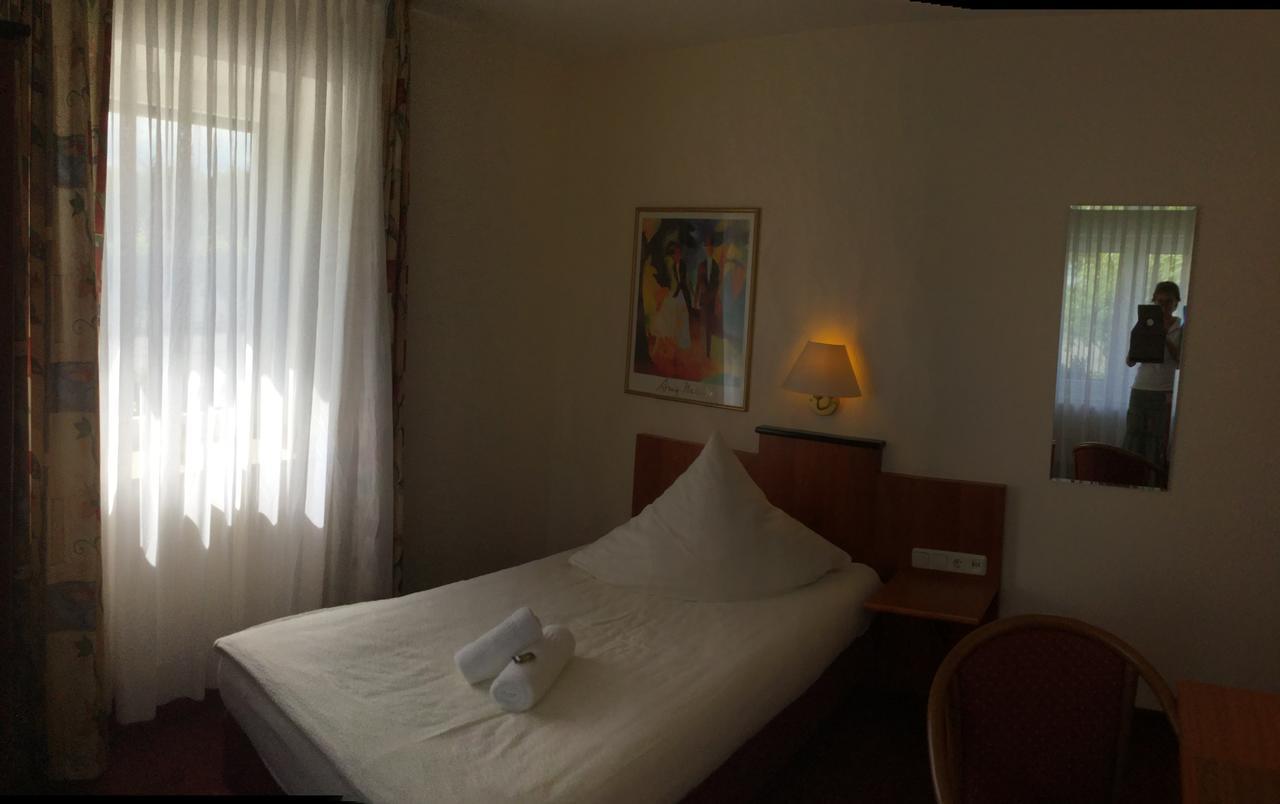 Hotel Zum Alten Schlagbaum Wegberg Dış mekan fotoğraf